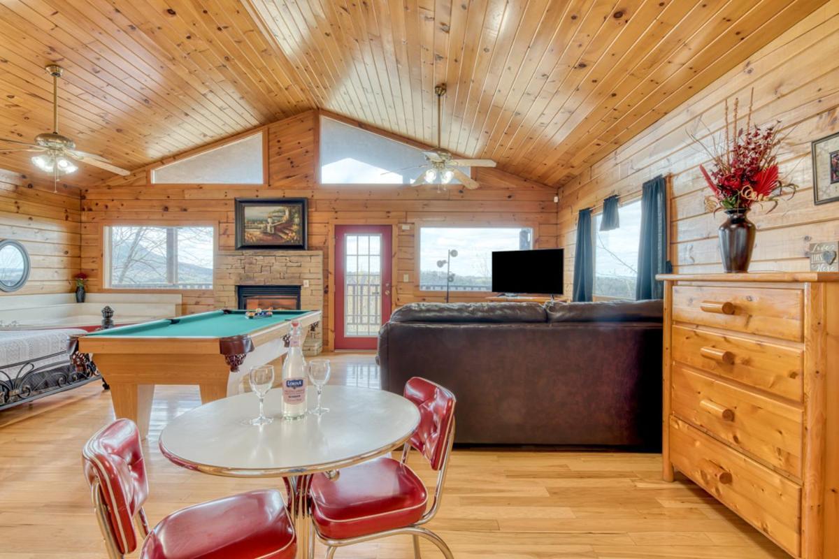 Lucky Star Villa Pigeon Forge Dış mekan fotoğraf